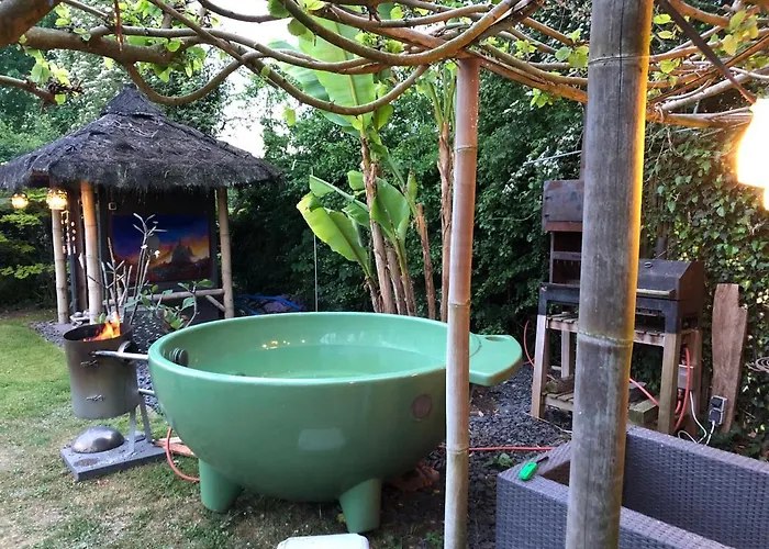 Rumah Indo Garden Bed and breakfast *