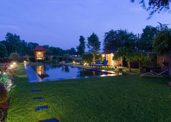 Bed and breakfast Rumah Indo Garden Wilp