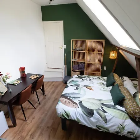 Rumah Indo Garden Bed & Breakfast Wilp