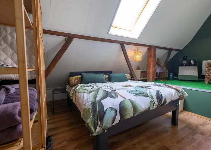 Bed & Breakfast Rumah Indo Garden